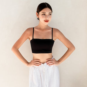 Minimalist Ultra-Smooth Concealer! Lightly-Lined Seamless Strapless Wireless Bra in Black