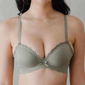 Perky Lift! Lash-Lace Seamless Push Up Wireless Bra in Sunset Sage