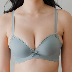 Perky Lift! Lash-Lace Seamless Push Up Wireless Bra in Sunset Blue