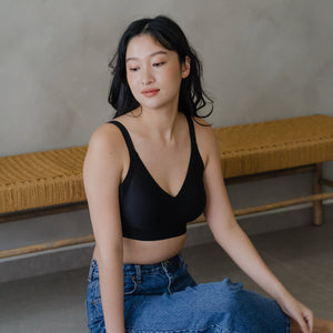 air-ee+ Seamless Bra in Black (Signature Edition)