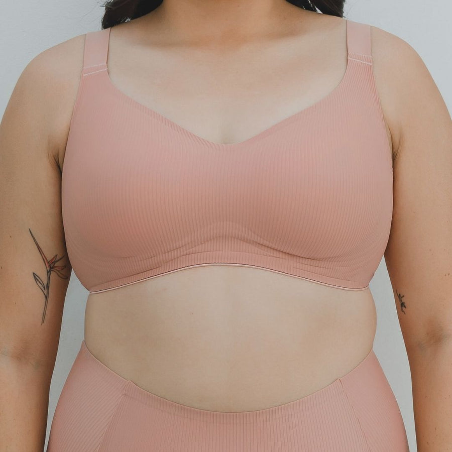 Forme+ V-plunge Wireless Seamless Bra (Machine Wash Edition) in Rosy Peach