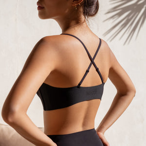 365 Front Clasps Anti-Slip Seamless Strapless Push Up Wireless Bra in Black