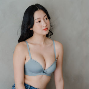 Perky Lift! Lash-Lace Seamless Push Up Wireless Bra in Sunset Blue