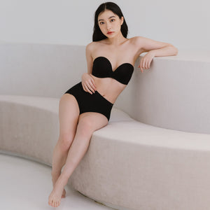 5th Gen 100% Non-Slip Strapless Wireless Bra in Black