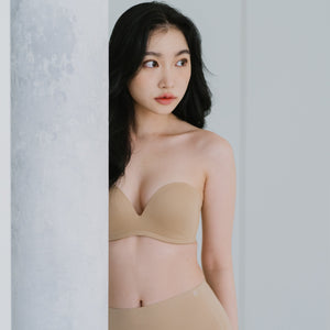 5th Gen 100% Non-Slip Strapless Wireless Bra in Toffee Cream