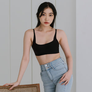 Air-ee Seamless Bra in Black - Square Neck (Signature Edition)
