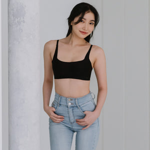 Air-ee Seamless Bra in Black - Square Neck (Signature Edition)