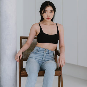 Air-ee Seamless Bra in Black - Square Neck (Signature Edition)