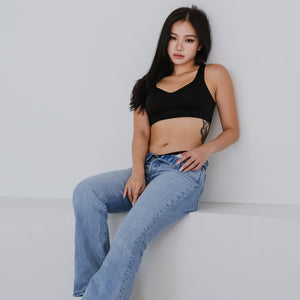 Air-ee Seamless Bra in Black - Thick Straps (Signature Edition)