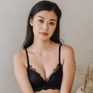 Buttery Lash-Lace! Seamless Super Push Up Wireless Bra in Black