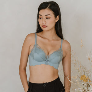 Buttery Lash-Lace! Seamless Super Push Up Wireless Bra in Dusty Sky