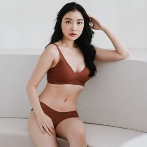 Air-ee Seamless Bra in Cocoa Milk - V-Neck (Signature Edition)