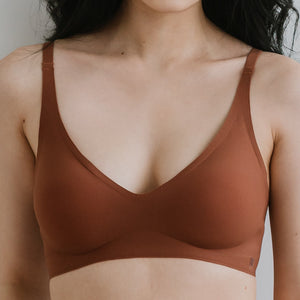 Air-ee Seamless Bra in Cocoa Milk - V-Neck (Signature Edition)