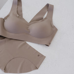 Air-ee Seamless Bra in Hojicha - Thick Straps (Signature Edition) *Limited Edition