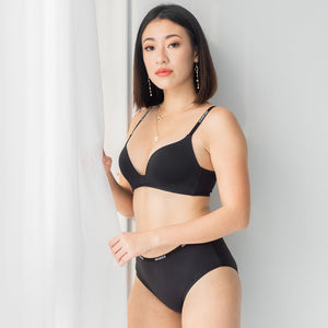 Everyday Hustle Wireless T-Shirt Bra in Black