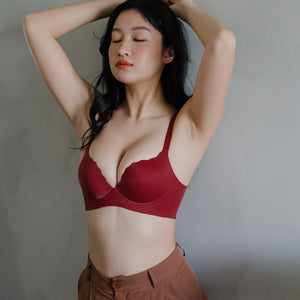 Bulge-Free! Contour Comfort Super Push Up Seamless Wireless Bra in Velvet Cherry