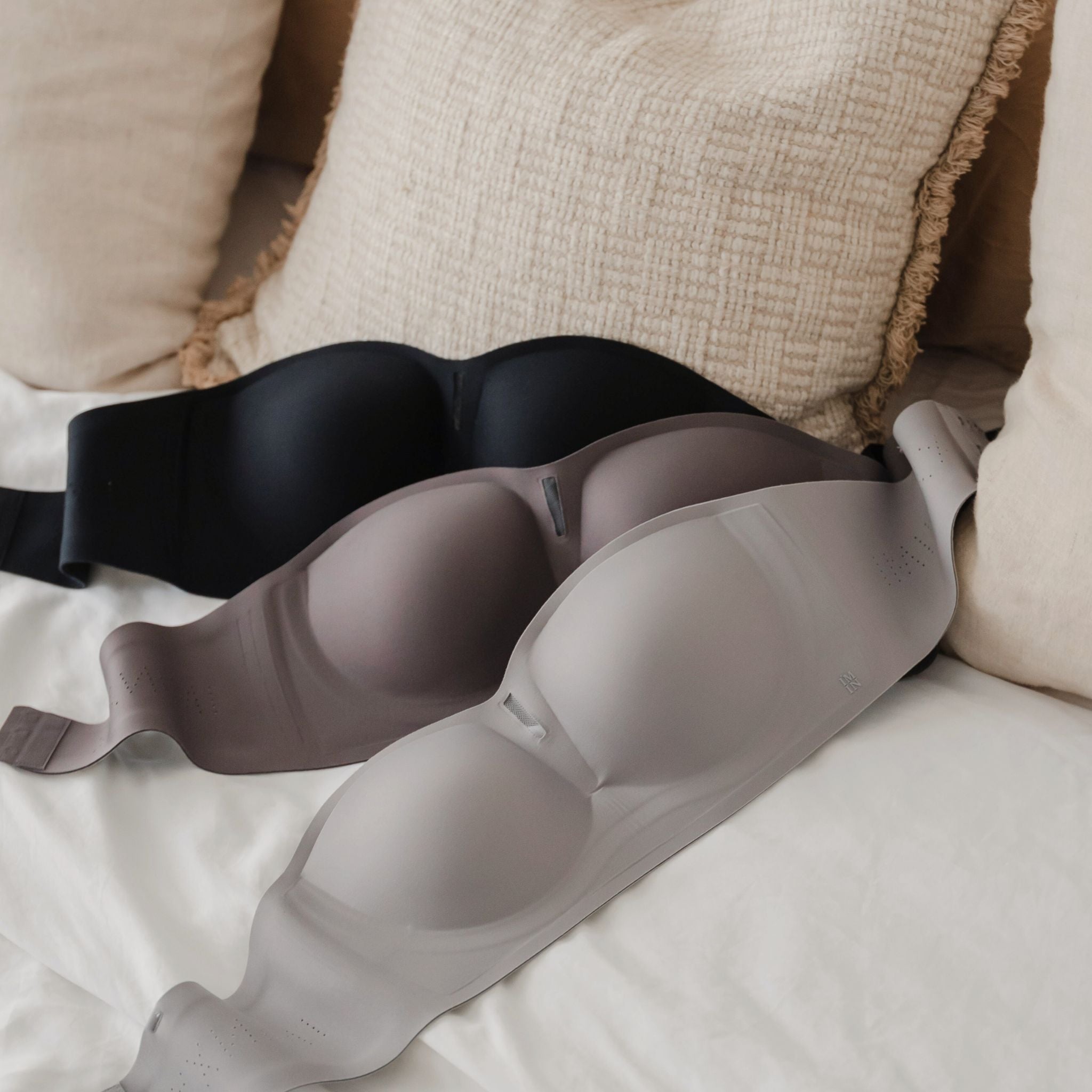 air-ee Seamless Anti-slip Strapless Bra in Earl Grey (Machine Wash Edition)