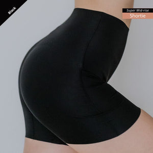 Air-Shaper Super Mid-Rise Seamless Shortie (Medium Compression)