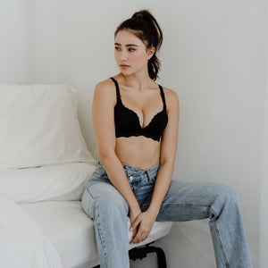 Perk Me Up! Seamless Super Push Up Wireless Bra in Matte Black