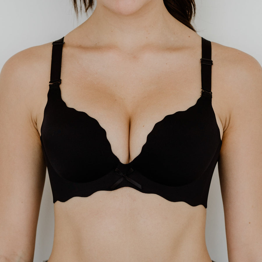 Perk Me Up! Seamless Super Push Up Wireless Bra in Matte Black